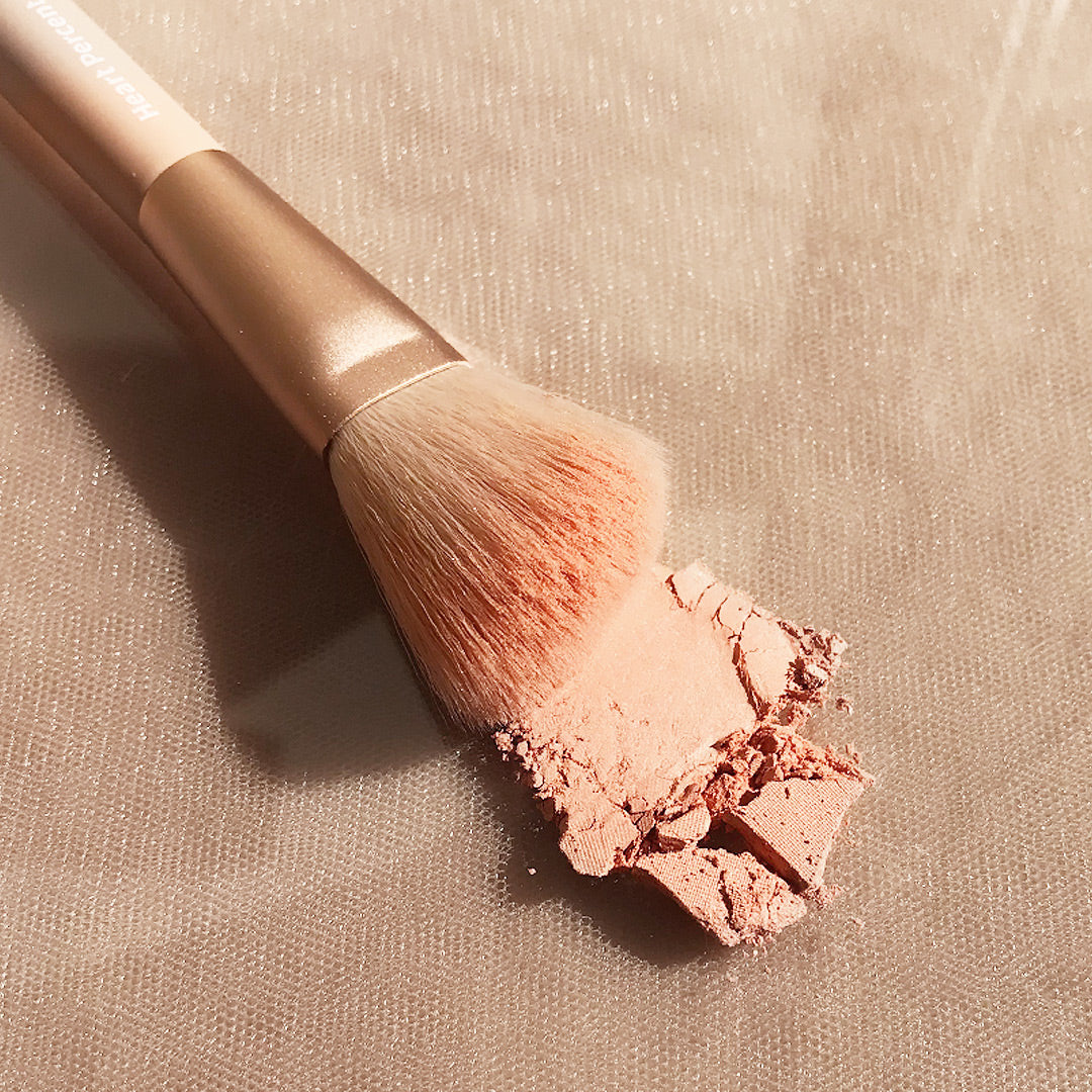 Heart Percent Angled Blush Brush